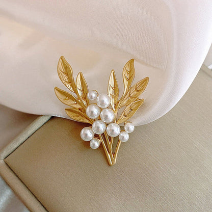 Gold Orchid Pearl Brooch